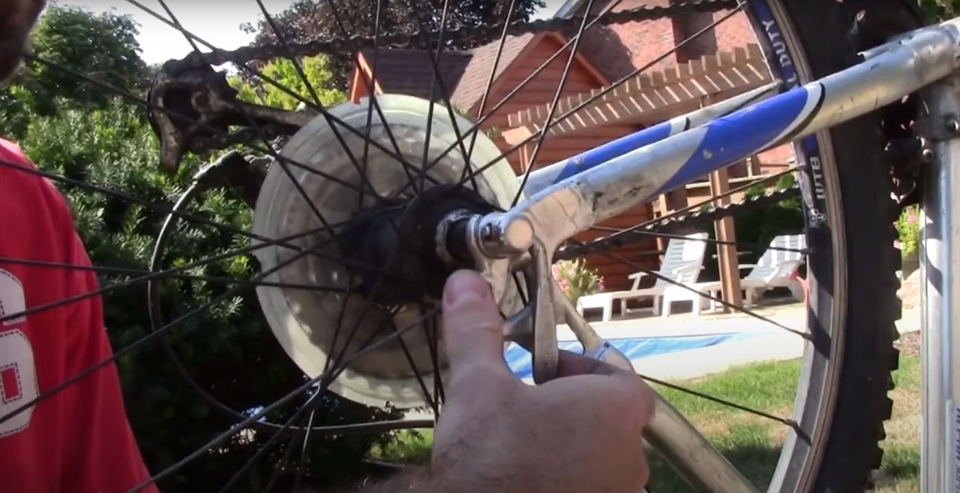 disconnect mountain bike tyre