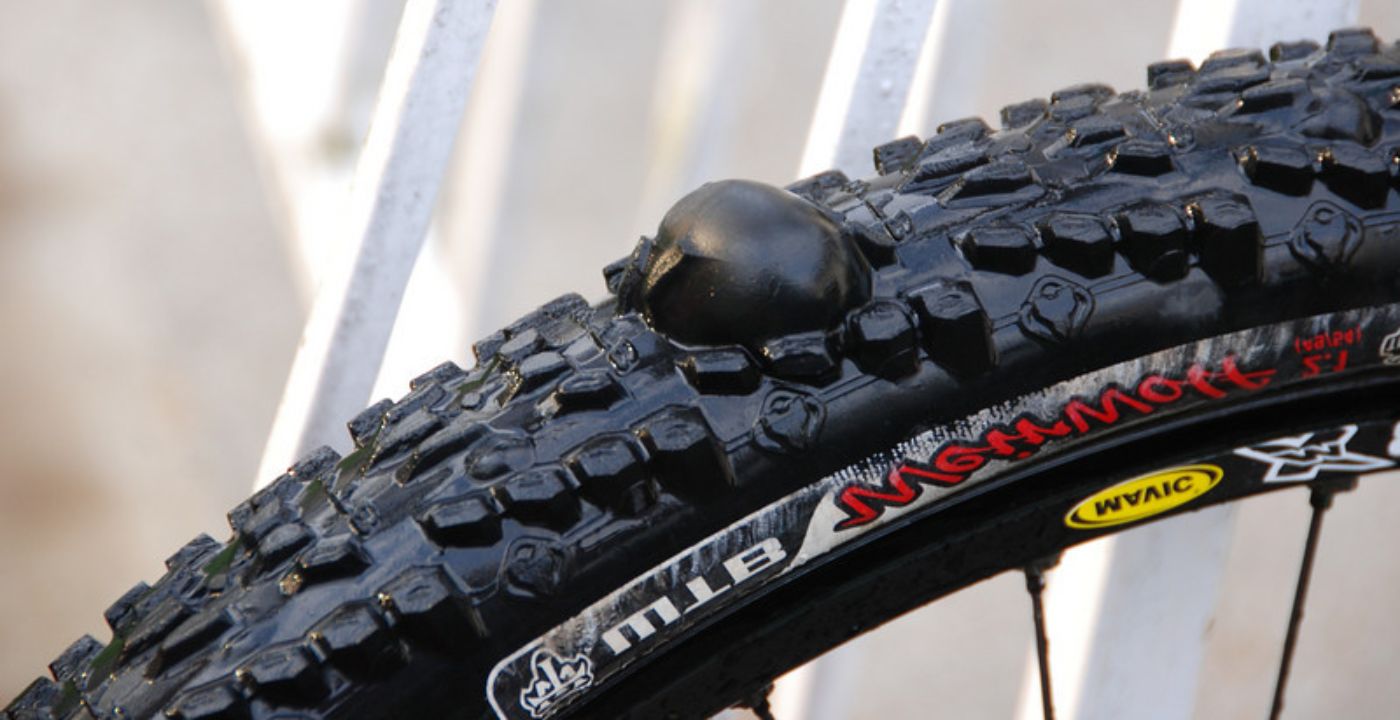 bike tyre with blister