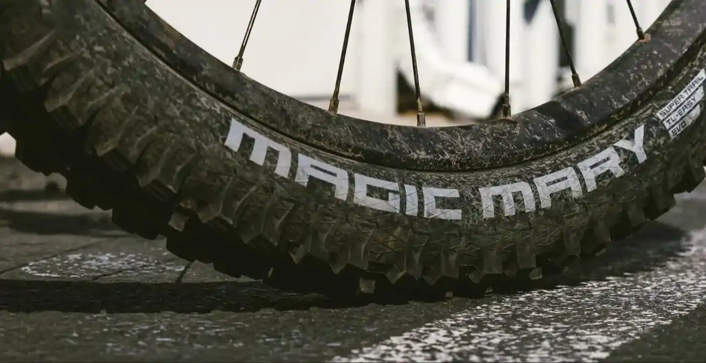 Maxxis cheap magic mary